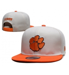 NCAA Snapback Cap 6C56 NCAA Snapback Cap 6C56