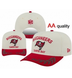 Tampa Bay Buccaneers Snapback Cap 25G022