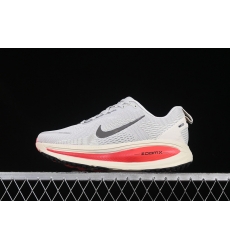 AIR ZOOM VOMERO 18 PLATINUM TINT SIREN RED LIGHT SMOKE GREY METALLIC PEWTER HM6803 001